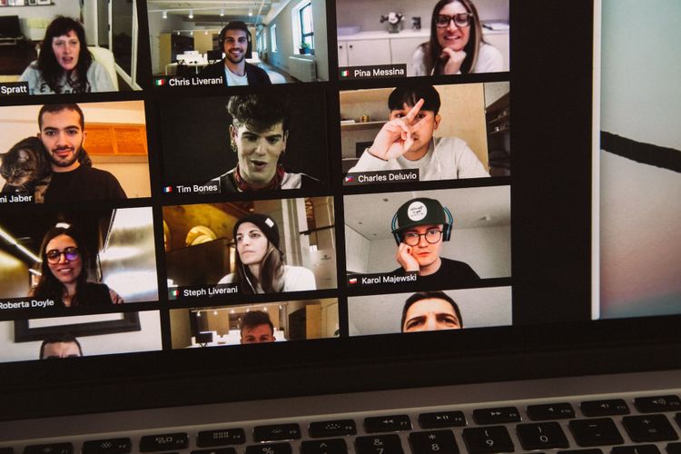 Attending Virtual Meetings: Etiquette to Remember