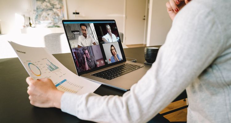 Establish a Standard of Business Video Communication Etiquette
